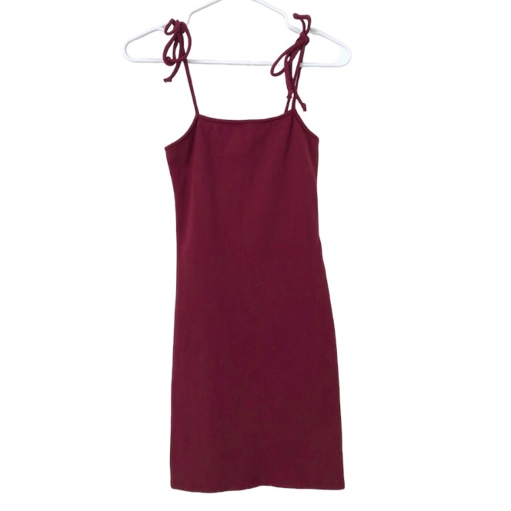 Lulu’s Ribbed Tie Strap Dress Size Medium